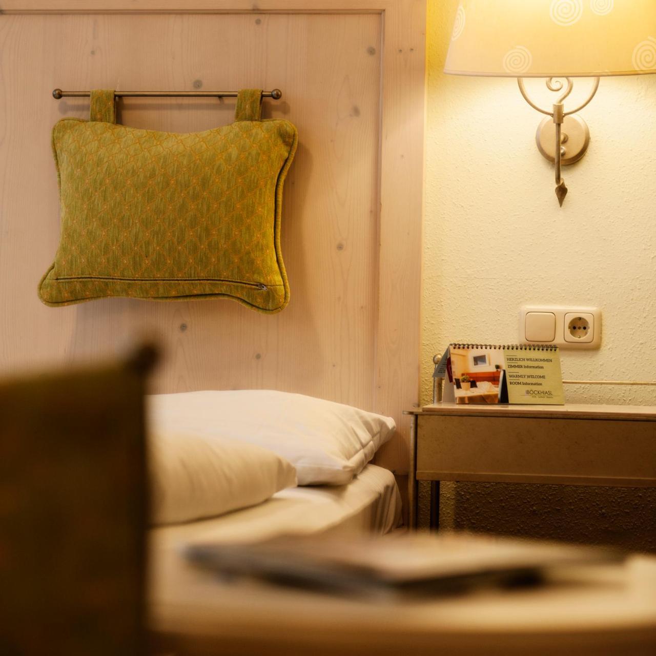 Hotel-Gasthof Beim Boeckhiasl Neukirchen an der Vockla Ngoại thất bức ảnh